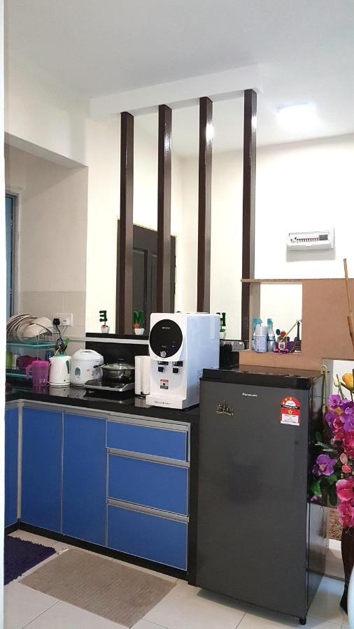 Leezahomestay Bayan Lepas Eksteriør billede