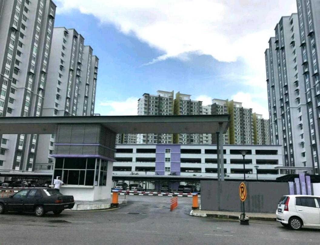 Leezahomestay Bayan Lepas Eksteriør billede